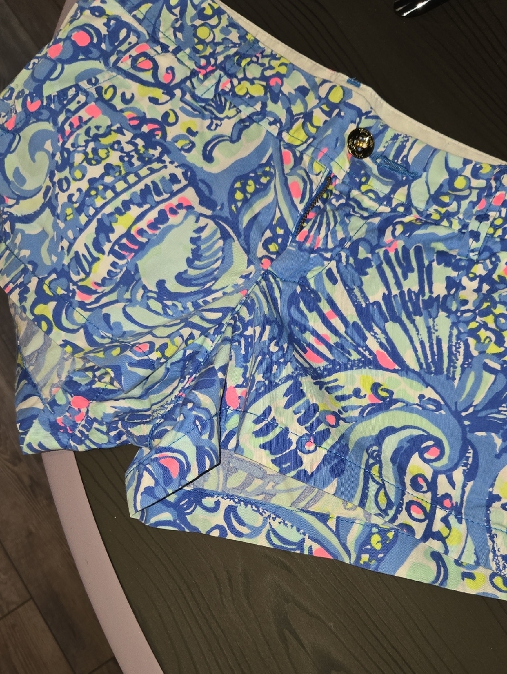 Lilly Pulitzer White Shorts with Gold Logo Accent